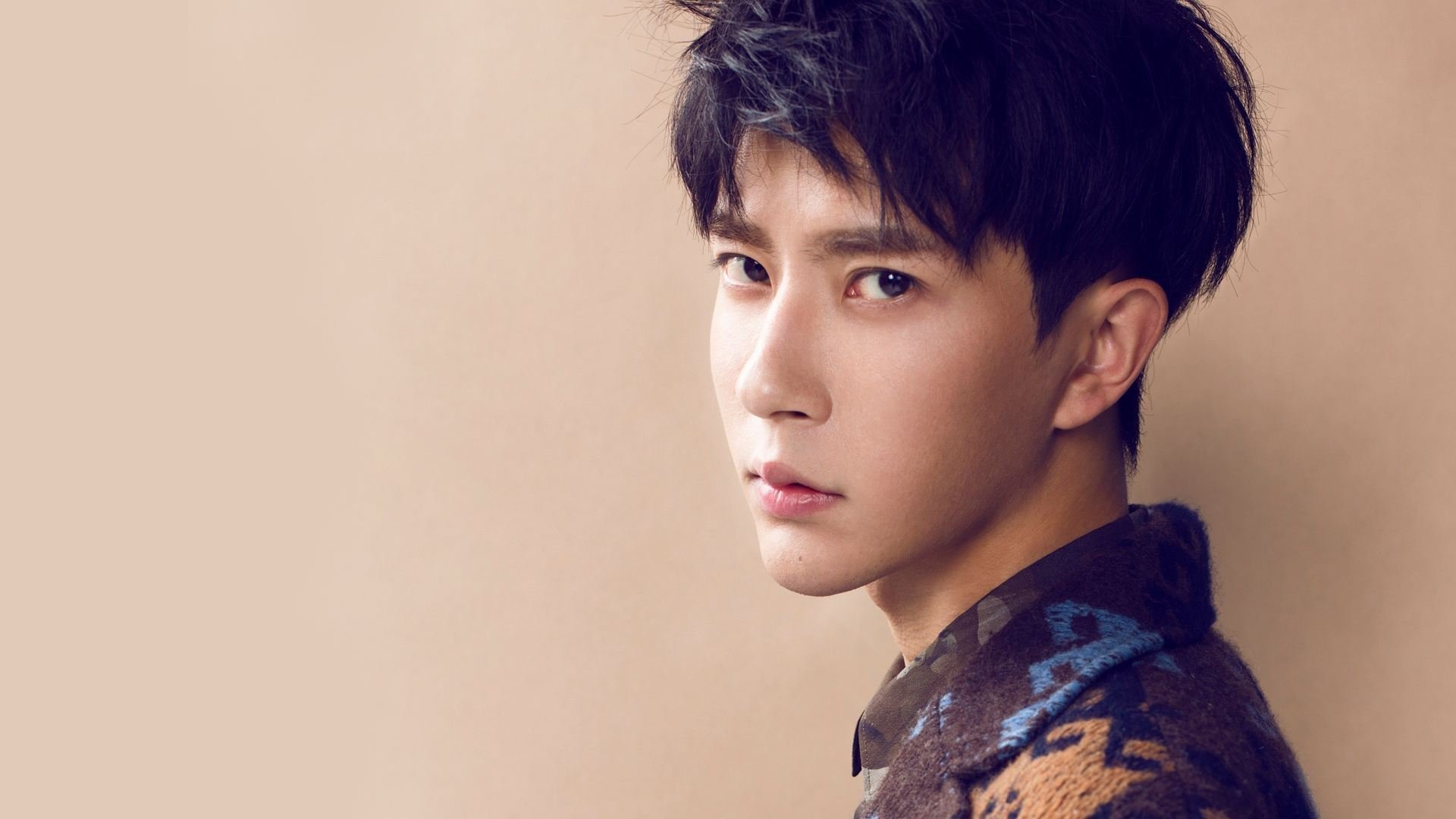 leyu.com-中小学篮球开展节假日训练营促进持续学习，寒假篮球训练营宣传