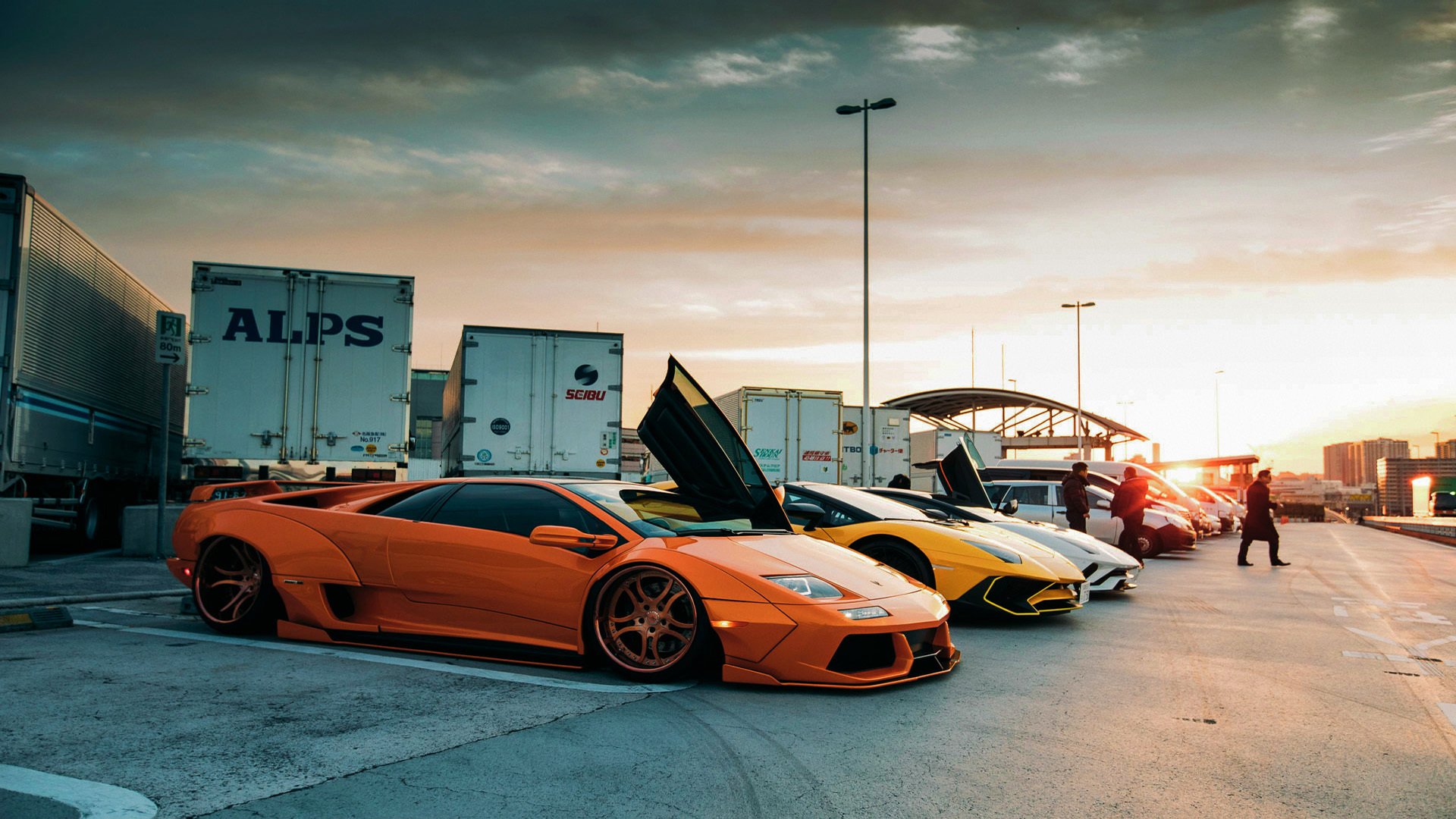 跳水入水角度完美荷兰选手获赞，国外跳水失败视频